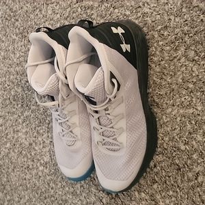 Mens Size 15 Under Armour Basketball Shoes